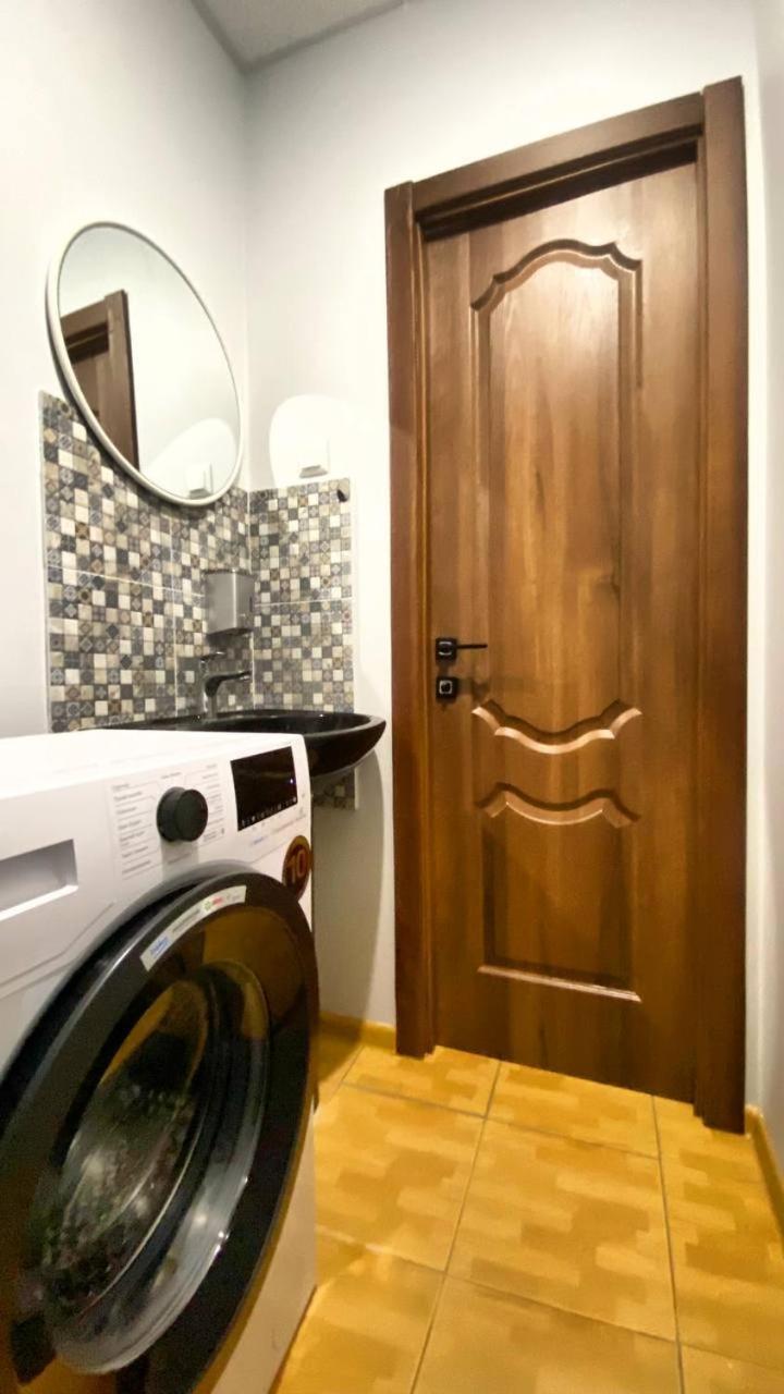 Uneed Rooms M1 Kiev Exteriör bild