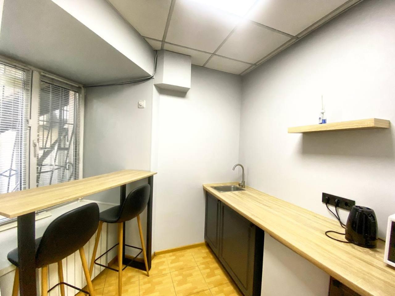 Uneed Rooms M1 Kiev Exteriör bild